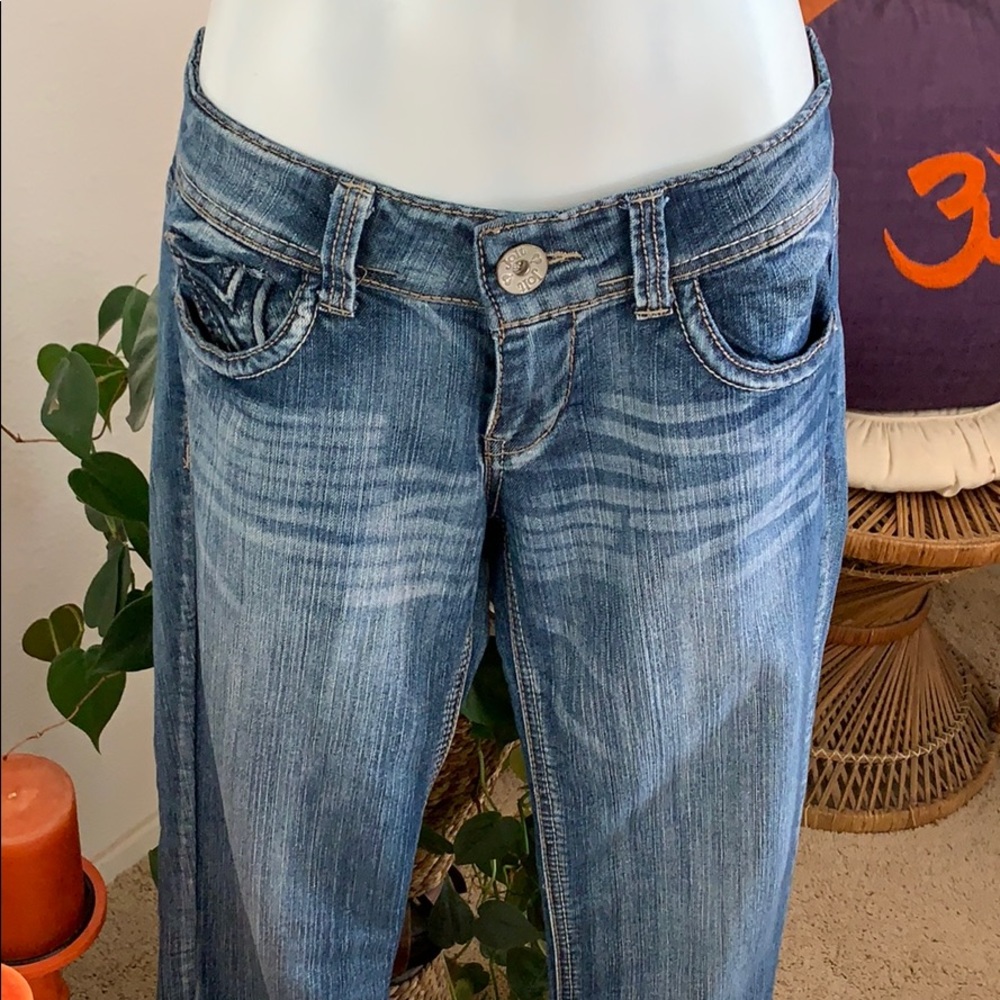 Jolt bluejeans